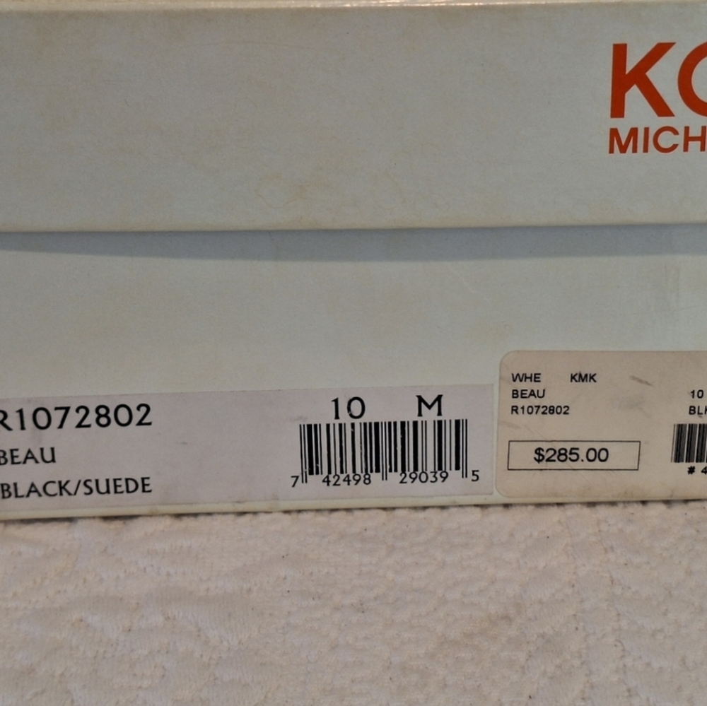 Michael Kors black suede heels - Picture 9 of 9